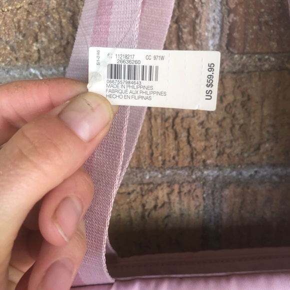 Victoria's Secret Quilted Pink Logo Zipper Duffle Travel Tote Bag - NWT - Picture 6 of 6